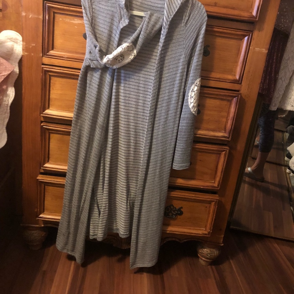 Long cardigan light blue and white never worn